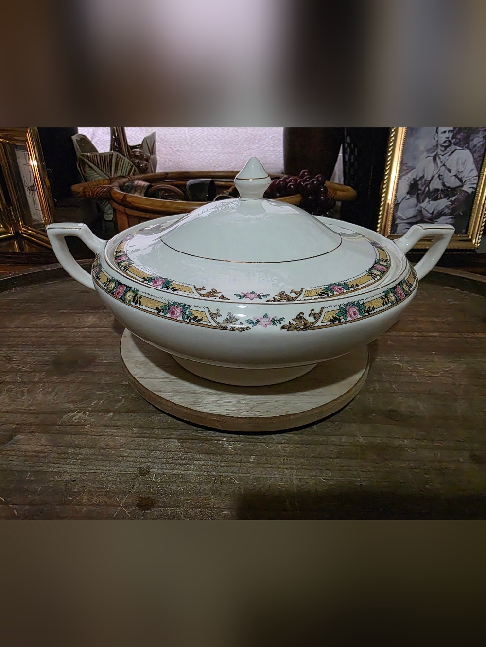 Mount Clemens Pottery "Mildred" Covered Serving Dish